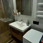 Apartmens On Teodora 5 Апартаменти