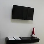 Апартаменти Apartmens On Teodora 5 *