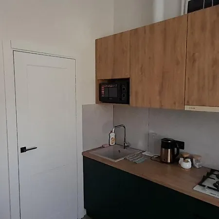 アパート Apartmens On Teodora 5